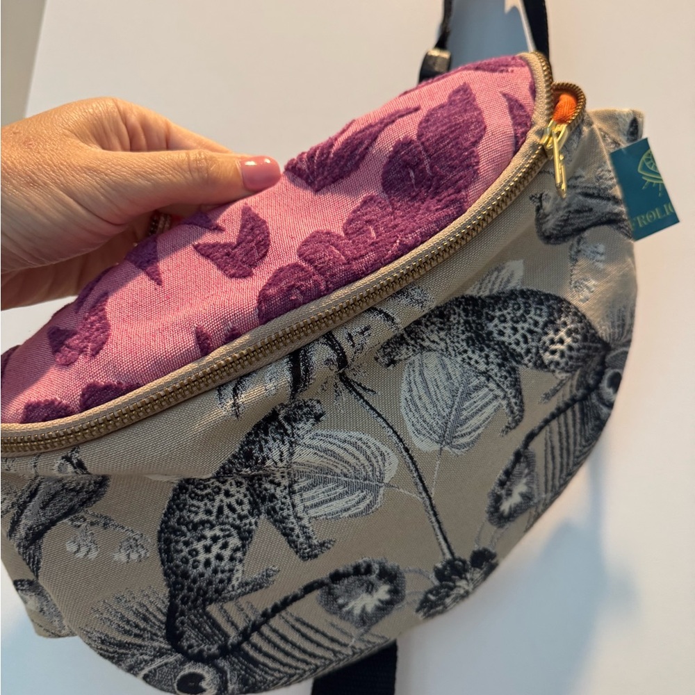 Canvas animal Print Crossbody Belt Bag - Beige & Purple